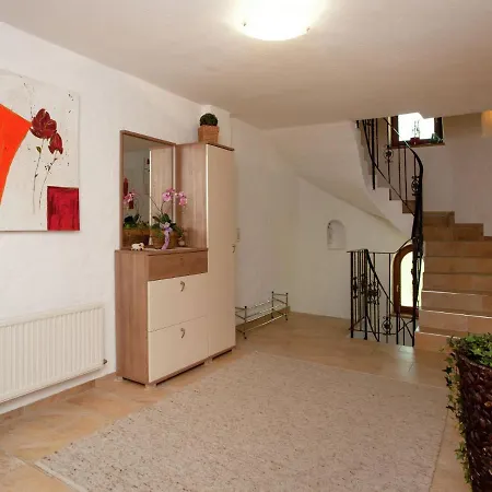 Beautiful In Otz With Garden Apartment Oetz